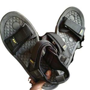 black outdoor sandals for men – strong comfortable wear in paidha